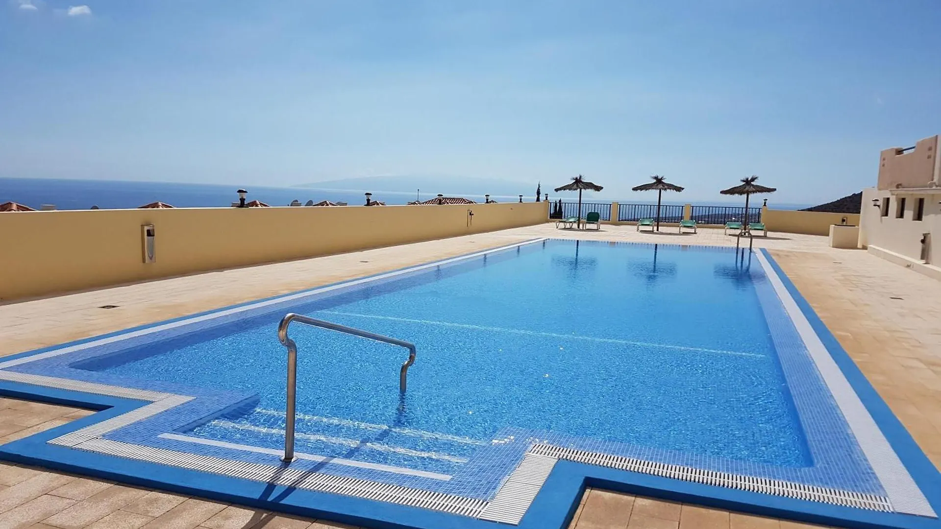 Villa Roque Del Conde 3Mit Traumhaftem Meerblick Costa Adeje  Holiday home Costa Adeje (Tenerife)